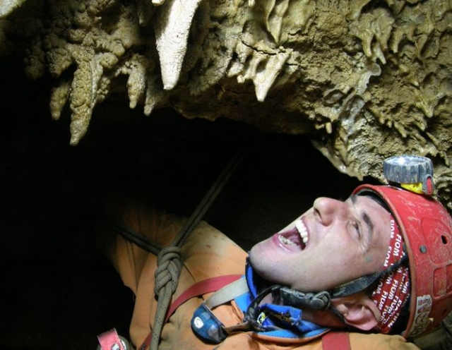  Espeleología en Morvan en Borgoña